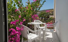 Kazakis Nikos Rooms